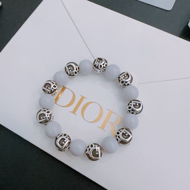 chr1st1an D10r bracelets